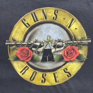 Guns and roses T-shirt